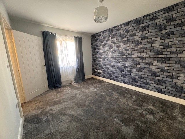 24 Graham Edge, Littlecombe, Dursley